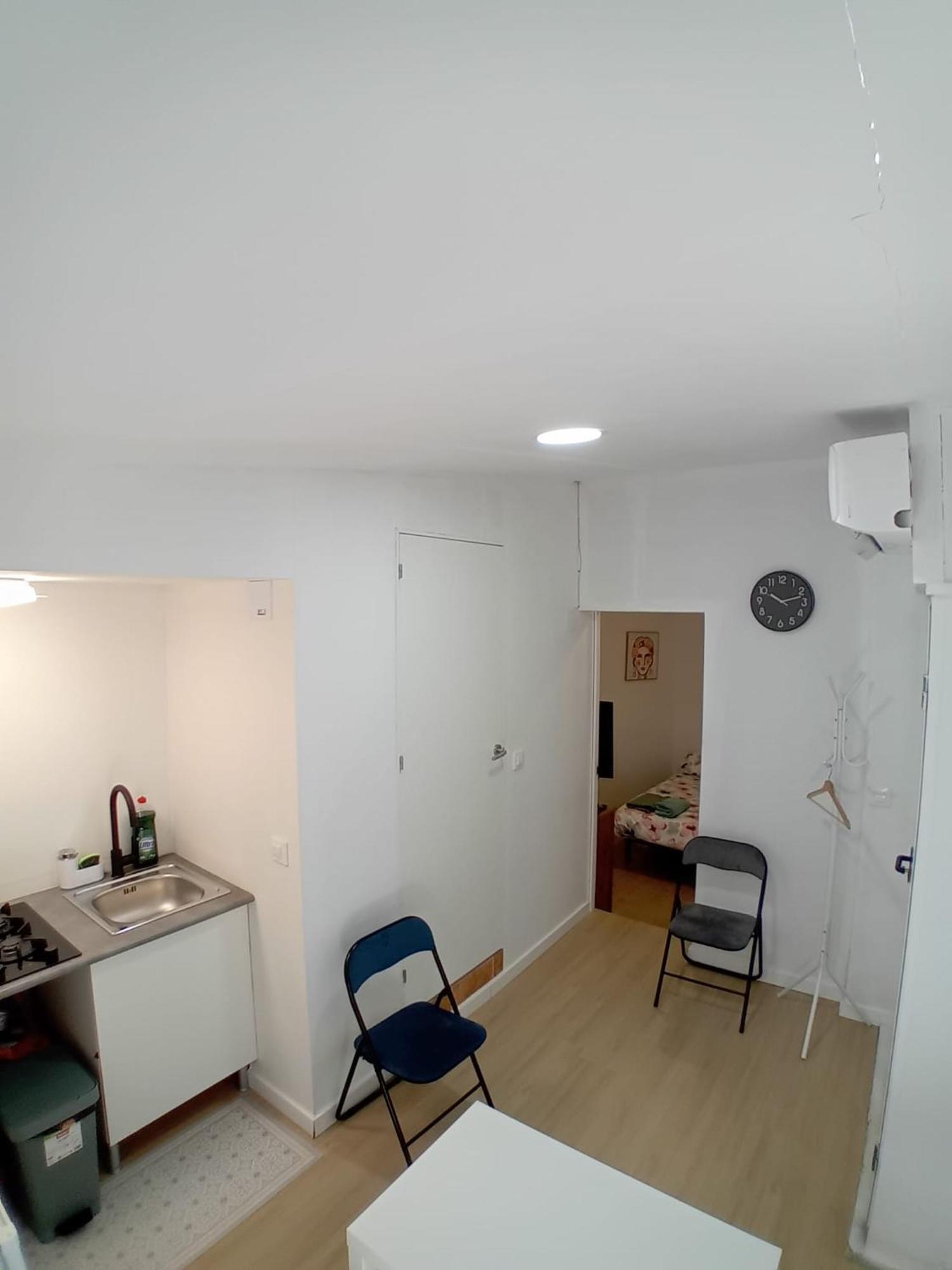 Alquilo Mini Departamento Apartamento Sant Boi de Llobregat Exterior foto